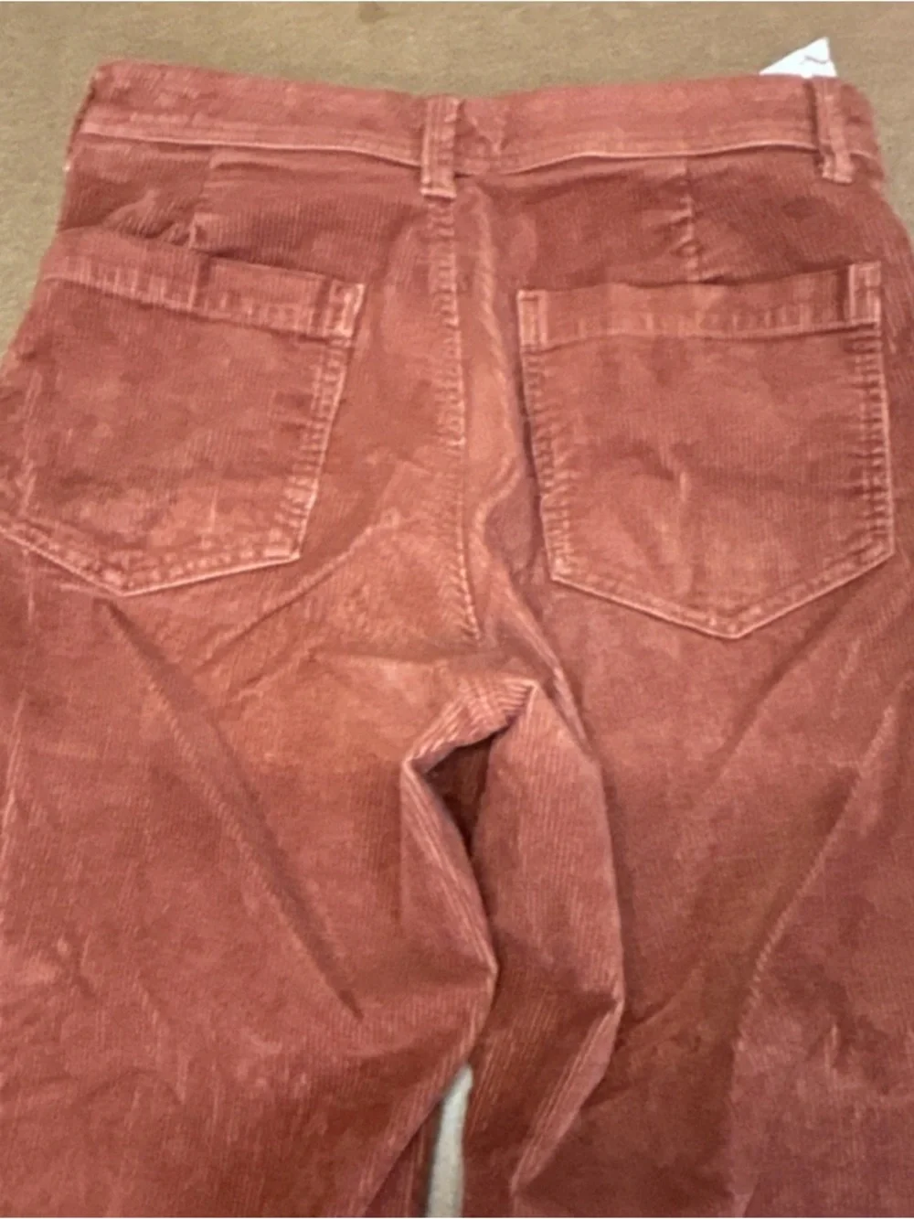 GAP size 6 28x28 Wide Leg 11” cuff Corduroy Chunky Jeans in Rust